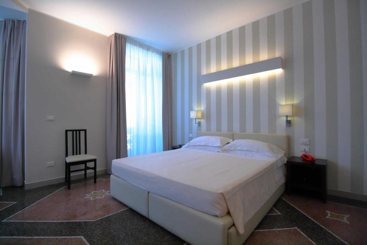 Hotel Vittoria Genova Eksteriør billede